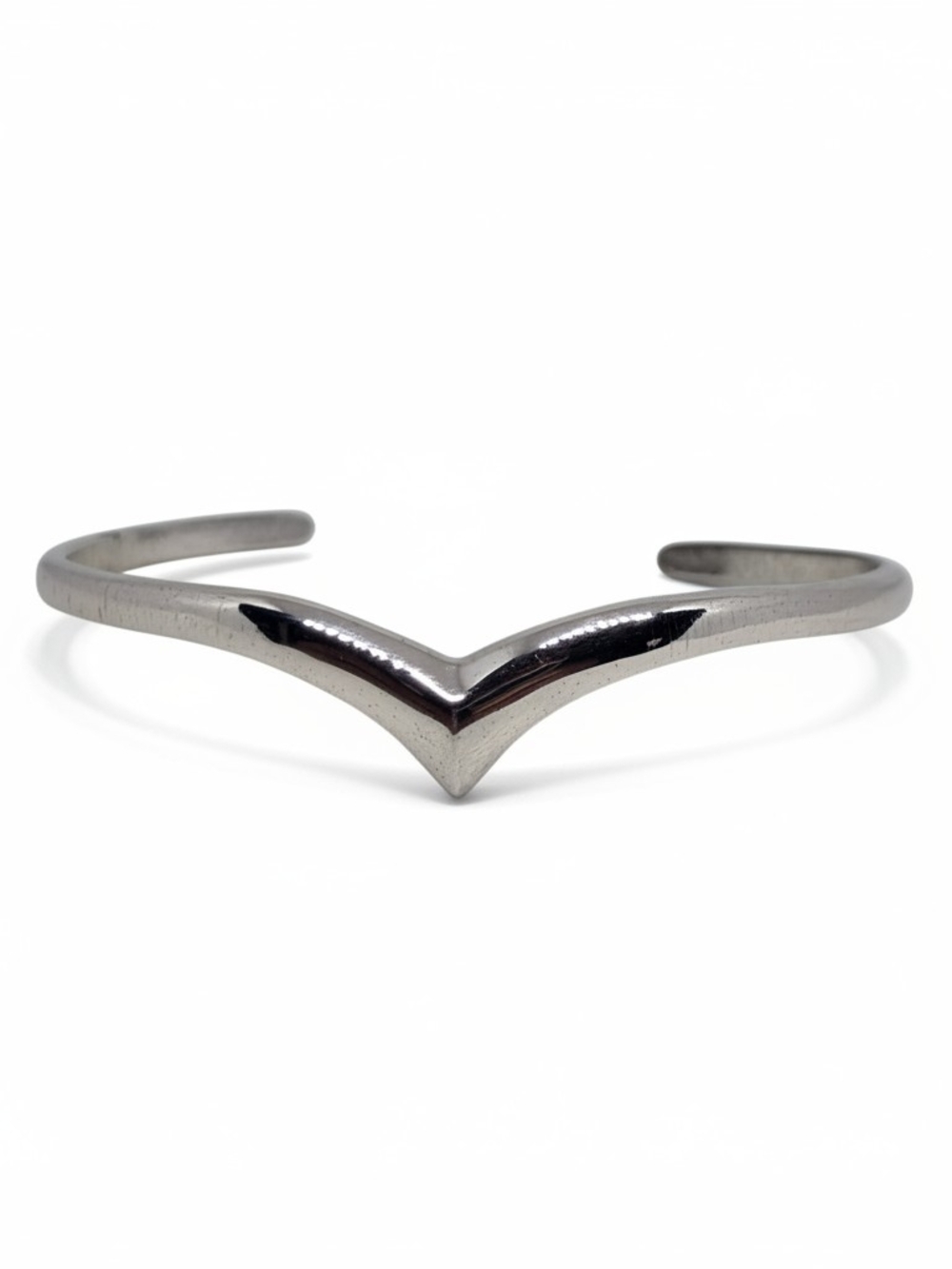 Avon Vintage Silver Toned V-Point Metal Cuff Bracelet Women Jewelry
